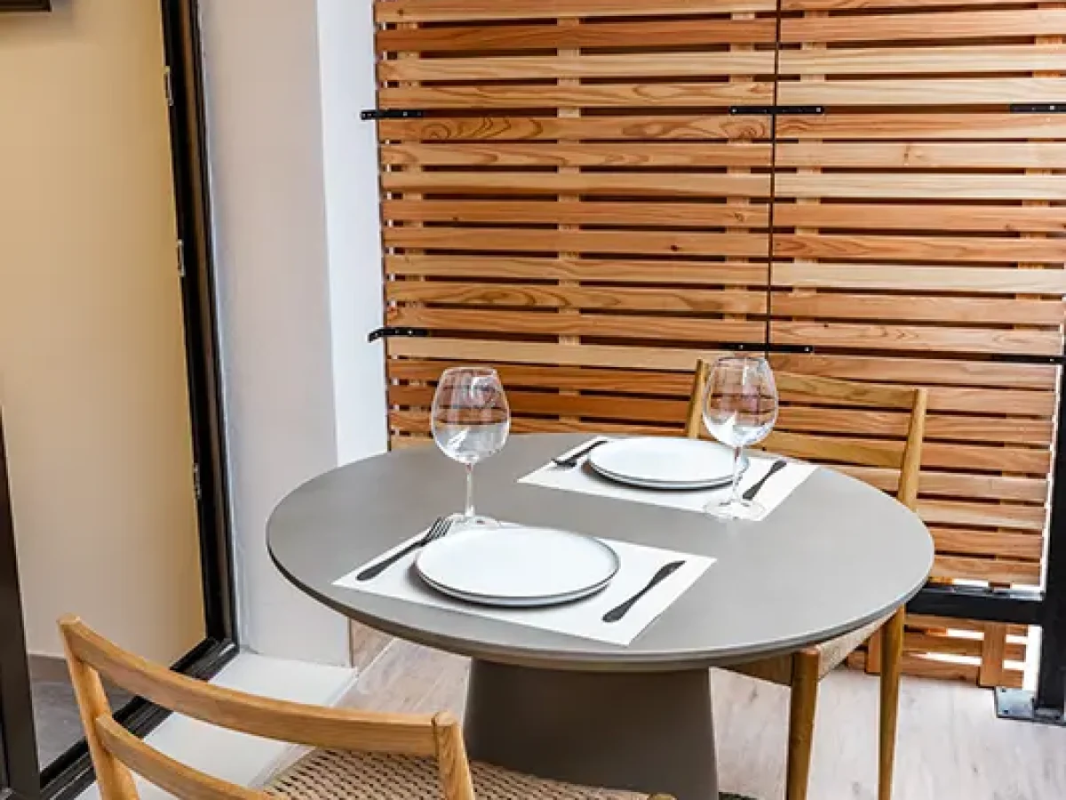 habitacion con terraza webp