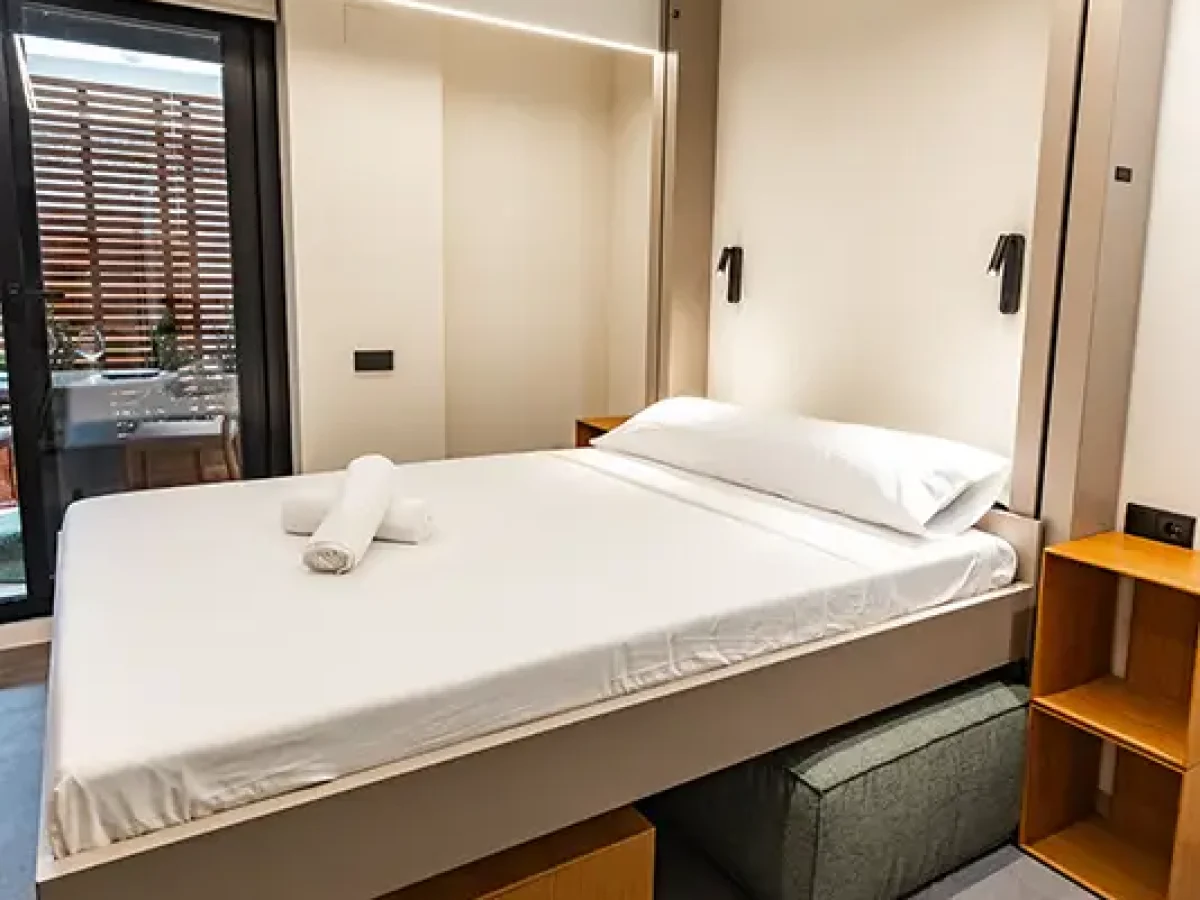 habitacion con terraza webp